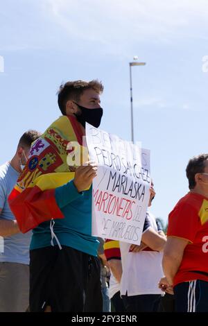 CEUTA, SPANIEN - 18. Mai 2021: Ceuta, Spanien; 18 2021. Mai: Protest der Bürger von Ceuta nach der Ankunft von Präsident Pedro Sanchez wegen des Massi Stockfoto