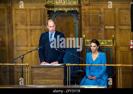 Der Herzog und die Herzogin von Cambridge während der Abschlusszeremonie der Generalversammlung der Church of Scotland, in der Assembly Hall in Edinburgh. Bilddatum: Donnerstag, 27. Mai 2021. Stockfoto