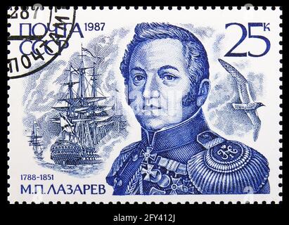 MOSKAU, RUSSLAND - 31. AUGUST 2019: Die in der Sowjetunion (Russland) gedruckte Briefmarke zeigt Admiral M.P. Lazarev (1788-1851) Russian Naval Commanders Serie Stockfoto