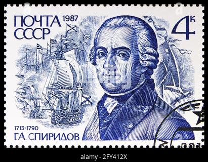 MOSKAU, RUSSLAND - 31. AUGUST 2019: Die in der Sowjetunion (Russland) gedruckte Briefmarke zeigt Admiral G.A. Spiridonov (1713-1790), die russischen Marinekommandanten Stockfoto