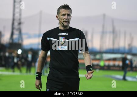 Venedig, Italien. Mai 2021. L'arbitro dell'incontro Daniele Orsato durante Finale Playoff - Venezia FC vs AS Cittadella, Campionato di Calcio Serie BKT in Venezia, Italia, 27 maggio 2021 Credit: Independent Photo Agency/Alamy Live News Stockfoto