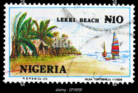 MOSKAU, RUSSLAND - 23. SEPTEMBER 2019: Die in Nigeria gedruckte Briefmarke zeigt den Strand von Lekki, um 1992 Stockfoto