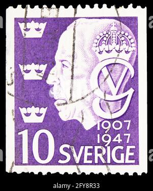 MOSKAU, RUSSLAND - 23. SEPTEMBER 2019: In Schweden gedruckte Briefmarke zeigt König Gustav V. - Jubilee, 40 Jahre Reign Jubilee Serie, um 1947 Stockfoto