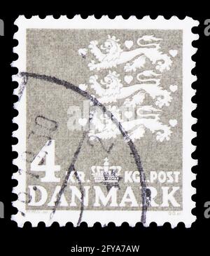 MOSKAU, RUSSLAND - 23. SEPTEMBER 2019: Die in Dänemark gedruckte Briefmarke zeigt Wappen, Serie, um 1969 Stockfoto