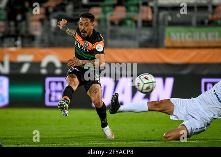 Venedig, Italien. Mai 2021. Francesco Di Mariano (Venezia) al tiro durante Finale Playoff - Venezia FC vs AS Cittadella, Campionato di Calcio Serie BKT in Venezia, Italia, 27 maggio 2021 Quelle: Independent Photo Agency/Alamy Live News Stockfoto