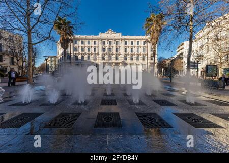 FRANKREICH, ALPES-MARITIMES (06) ANTIBES, PLATZ DE GAULLE Stockfoto