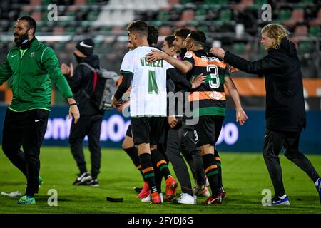 Venedig, Italien. Mai 2021. Esultanza Venezia per la promozione in Serie A durante Finale Playoff - Venezia FC vs AS Cittadella, Campionato di Calcio Serie BKT in Venezia, Italia, 27 maggio 2021 Credit: Independent Photo Agency/Alamy Live News Stockfoto