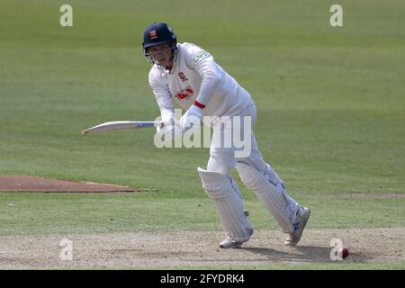 CHESTER LE STREET, GROSSBRITANNIEN. 27. MAI Essex's Michael Pepper schlagen während des LV= County Championship Spiels zwischen Durham County Cricket Club und Essex in Emirates Riverside, Chester le Street am Donnerstag, 27. Mai 2021. (Kredit: Mark Fletcher, Mi News) Kredit: MI Nachrichten & Sport /Alamy Live Nachrichten Stockfoto