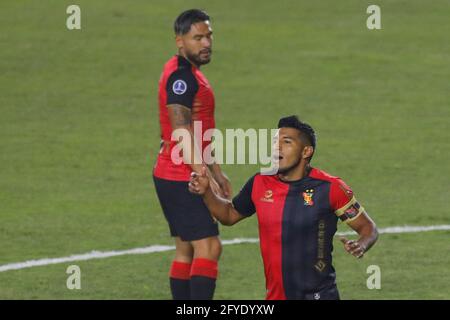 Lima, Peru. Mai 2021. Alexis Arias bei einem Spiel zwischen Melgar (PER) und Metropolitanos FC (VEN) spielte im Monumental U Stadium in Lima, Peru. Spiel gültig für Gruppe D, sechste Runde der Gruppenphase der CONMEBOL Sulamericana 2021. Kredit: Ricardo Moreira/FotoArena/Alamy Live Nachrichten Stockfoto