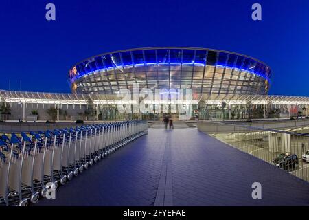 FRANKREICH. ALPES MARITIMES (06) NETTER FLUGHAFEN COTE D'AZUR. KLEMME 2 Stockfoto