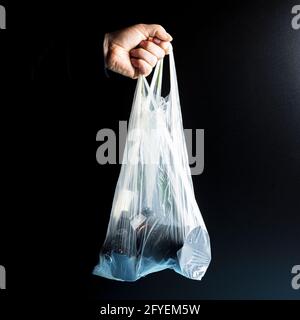 Eine Kamera in einer durchsichtigen Plastiktüte Stockfoto