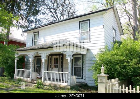 Der historische Clifton, OH, USA. Holzhaus aus dem frühen 19. Jahrhundert. Stockfoto