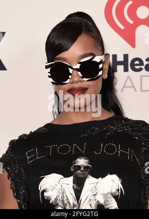 USA. Mai 2021. 2021 IHEART RADIO MUSIC AWARDS: H.E.R. nimmt an den IHEARTRADIO MUSIC AWARDS 2021 Teil, die am 27. Mai (8:00-10:00 Uhr ET/PT Tape-Delayed) auf FOX live übertragen werden. (Foto von Scott Kirkland/FOX/PictureGroup/Sipa USA). © 2021 FOX MEDIA, LLC. Quelle: SIPA USA/Alamy Live News Stockfoto