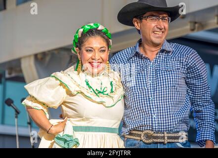 Traditionelles Mexfest am Yonge-Dundas Square, Toronto, Kanada. Das Jahr 2015 Stockfoto