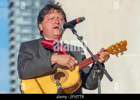 Traditionelles Mexfest am Yonge-Dundas Square, Toronto, Kanada. Das Jahr 2015 Stockfoto