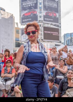 Traditionelles Mexfest am Yonge-Dundas Square, Toronto, Kanada. Das Jahr 2015 Stockfoto