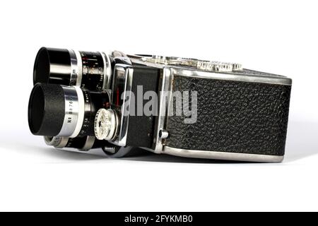 Eine klassische Schweizer Bolex Paillard D8L Double 8mm Cine Kamera aus dem Jahr 1958 mit drei Objektiven. Stockfoto