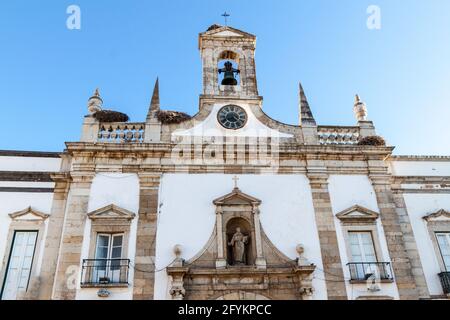 Arco da Vila, Torbogen zur Altstadt von Faro, Portugal Stockfoto