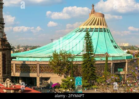 Neue Basilika unserer lieben Frau von Guadalupe, Mexiko-Stadt, Mexiko Stockfoto