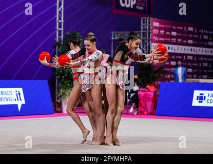 Italien Gruppenmannschaft während der rhythmischen Gymnastik FIG World Cup 2021 Pesaro in der Vitrifrigo Arena, Pesaro, Italien am 28. Mai, / LM Stockfoto