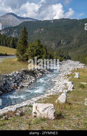 Fuornpass, Schweiz - 10. September 2020: Der Schweizerische Nationalpark liegt in den westlichen rätischen Alpen, in der Ostschweiz. Stockfoto