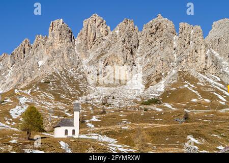 Wolkenstein in Gröden, Italien - 27. Oktober 2014: Die Dolomiten sind ein Gebirgsmassiv besonderer geologischer Formen in Südtirol im Nordosten Italiens. Bekannt Stockfoto