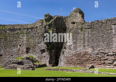 Zerstörte Turm im Inneren Bezirk bei White Castle, Monmouthshire, Wales Stockfoto