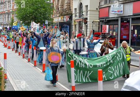 Leicester, Leicestershire, Großbritannien 29. Mai 2021. UK News. Im Stadtzentrum von Leicester findet ein Extinction Rebellion march statt. Alex Hannam/Alamy Live News Stockfoto