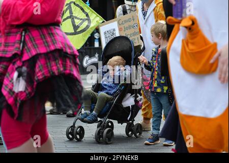 Leicester, Leicestershire, Großbritannien 29. Mai 2021. UK News. Im Stadtzentrum von Leicester findet ein Extinction Rebellion march statt. Alex Hannam/Alamy Live News Stockfoto