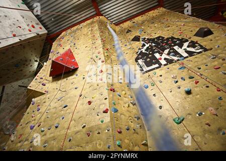 Hangaren-Aktivitätshalle mit Kletterwand, Linköping, Schweden. Stockfoto