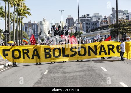 Florianópolis (SC), 29/05/2021 - Manifestação / Fora Bolsonaro - Ocorreu na manhã deste sábado (29) a partir do Largo da Alfândega, e percorrendo as r Stockfoto