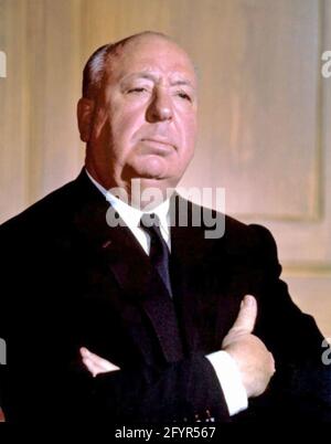 ALFRED HITCHCOCK (1899-1980 englischer Filmproduzent, Regisseur und Drehbuchautor um 1955 Stockfoto