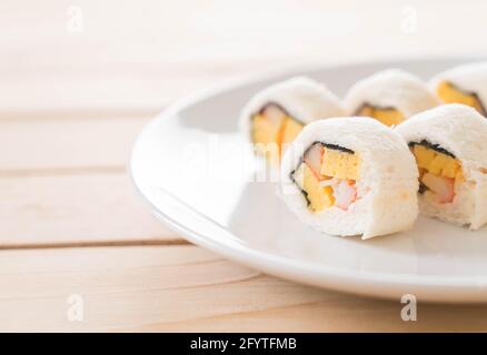 Sushi-Brötchen - Fusion Food Stockfoto