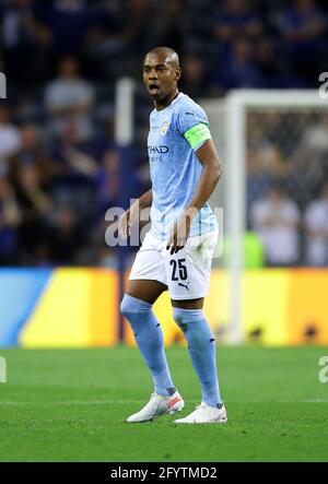 Porto, Portugal, 29. Mai 2021. FernandInha von Manchester City während des UEFA Champions League-Spiels im Estadio do Dragao, Porto. Bildnachweis sollte lauten: David Klein / Sportimage Stockfoto