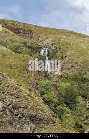 Cautley-Auslauf in den Howgill Fells Cumbria Nordwestengland Im Mai Stockfoto