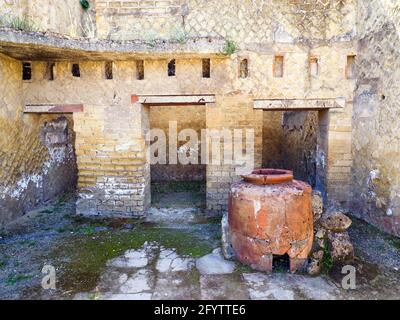 Haus des Großen Portals (Casa del Gran Portale) - Herculaneum Ruinen, Italien Stockfoto