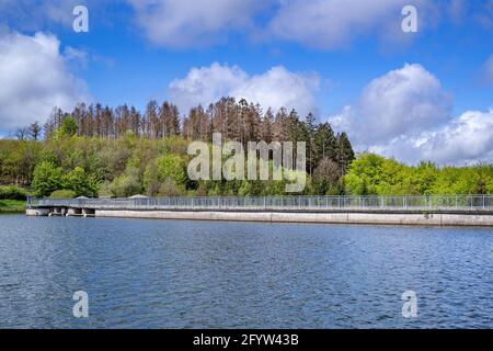 Staumauer des Brucher Stausees bei Marienheide Stockfoto