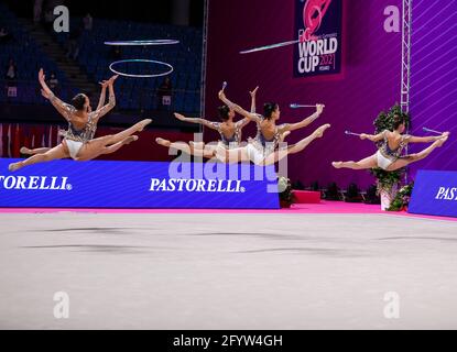 Italien Gruppenmannschaft während der rhythmischen Gymnastik FIG World Cup 2021 Pesaro in der Vitrifrigo Arena, Pesaro, Italien am 29. Mai, / LM Stockfoto