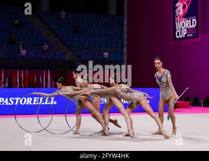 Italien Gruppenmannschaft während der rhythmischen Gymnastik FIG World Cup 2021 Pesaro in der Vitrifrigo Arena, Pesaro, Italien am 29. Mai, / LM Stockfoto