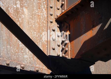 Detail der Stahleisenbahnbrücke über den Bealey River, Arthurs Pass, Canterbury, Südinsel, Neuseeland Stockfoto