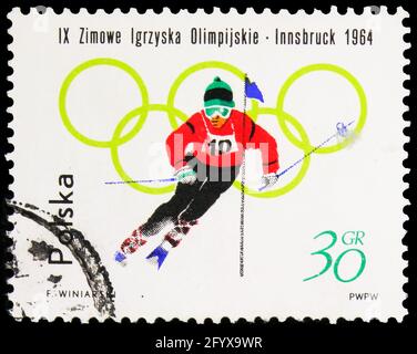 MOSKAU, RUSSLAND - 27. SEPTEMBER 2019: Briefmarke gedruckt in Polen zeigt Slalom, Olympische Spiele 1964 - Innsbruck Serie, um 1964 Stockfoto