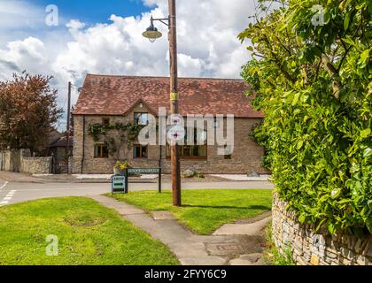 Allgemeine Straßenansicht in Cleeve Prior in der Nähe von Evesham in Worcestershire, England. Stockfoto