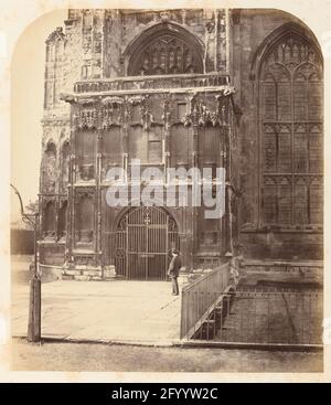 Blick auf das Südportal der Kathedrale von Canterbury. Stockfoto