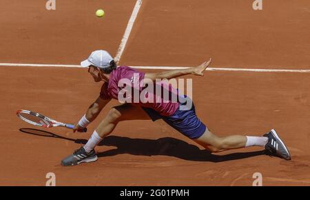 Dominic Thiem (AUT) während des Grand Slam French Open Tennisturniers am 30. Mai 2021 im Roland-Garros Stadion in Paris, Frankreich. Foto von Ciol/ABACAPRESS.COM Stockfoto