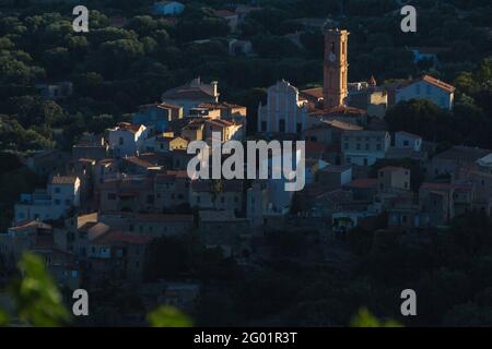 FRANKREICH. KORSIKA. HAUTE-CORSE (2B) REGION BALAGNE. AREGNO Stockfoto