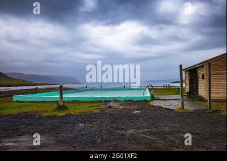 Reykjafjardarlaug Hot Pool in den Westfjorden, Island Stockfoto