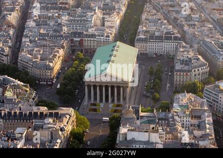 FRANKREICH. PARIS (75) LUFTAUFNAHME DER KIRCHE LA MADELEINE UND DES PLATZES Stockfoto