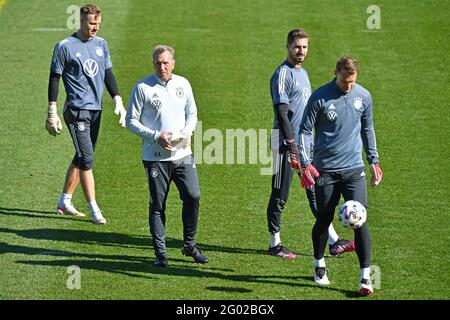 Von rechts: Manuel NEUER, goalwart Kevin TRAPP, Andreas KOEPKE, KOPKE, goalwartcoach (GER), Bernd LENO. Schulungen. Deutsche Fußballnationalmannschaft, Trainingslager in Seefeld/Tirol am 30. Mai 2021. Stockfoto