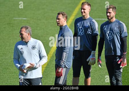 Von links: Andreas KOEPKE, KOPKE, Goalwartcoach (GER), Manuel NEUER, Bernd LENO, Kevin TRAPP, Training. Deutsche Fußballnationalmannschaft, Trainingslager in Seefeld/Tirol am 30. Mai 2021. Stockfoto