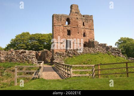 Norham Castle im Sommer in Northumberland england Stockfoto